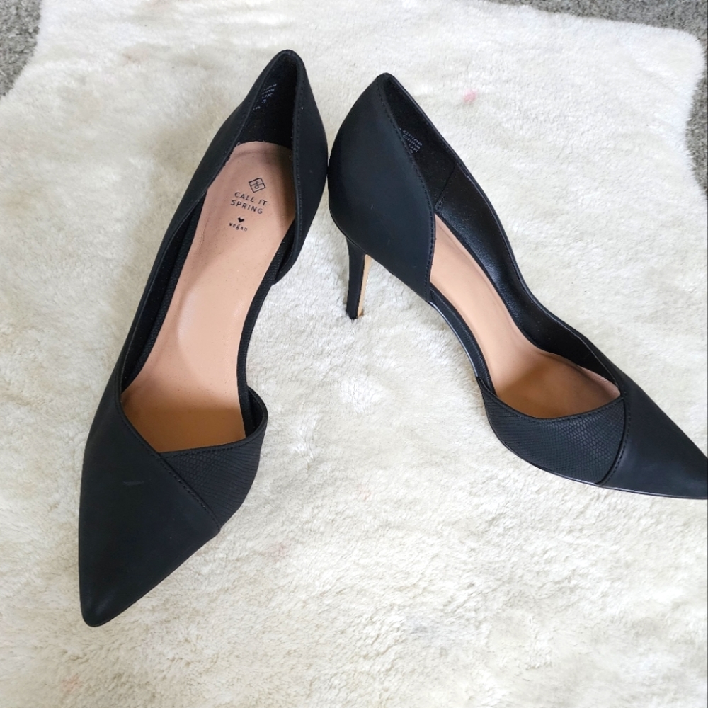 Pointed Toe Heels - Size 7.5